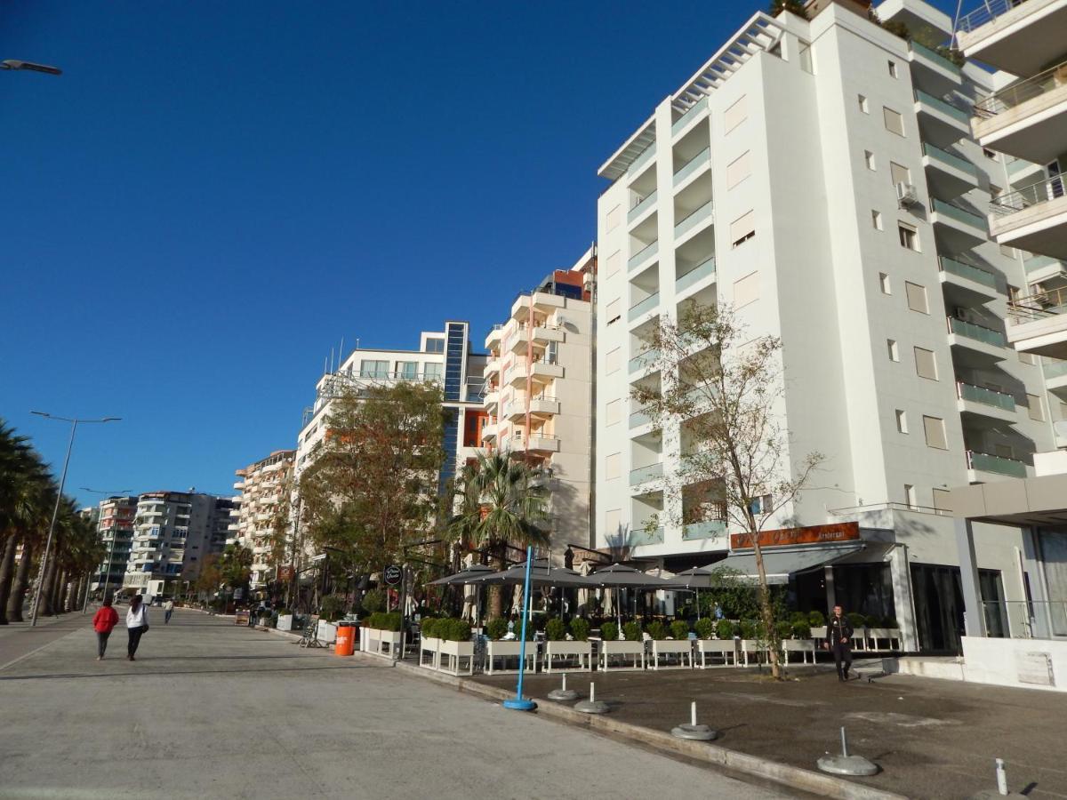 Modern Spacious 1 Bedroom Flat Next To The Beach Vlore Ngoại thất bức ảnh